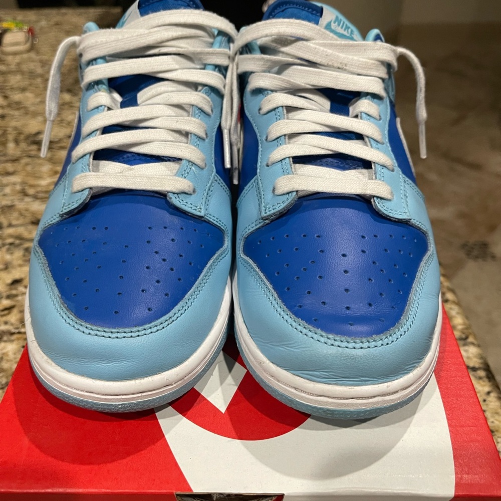 Blue nike argon low dunks